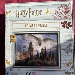 Wizarding World of Harry Potter, 3D puzzle Hedwig over Hogwarts Castle.